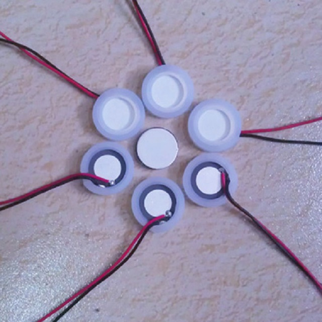 Ceramica piezoelettrica per pulizia dei denti e atomizzatore medico