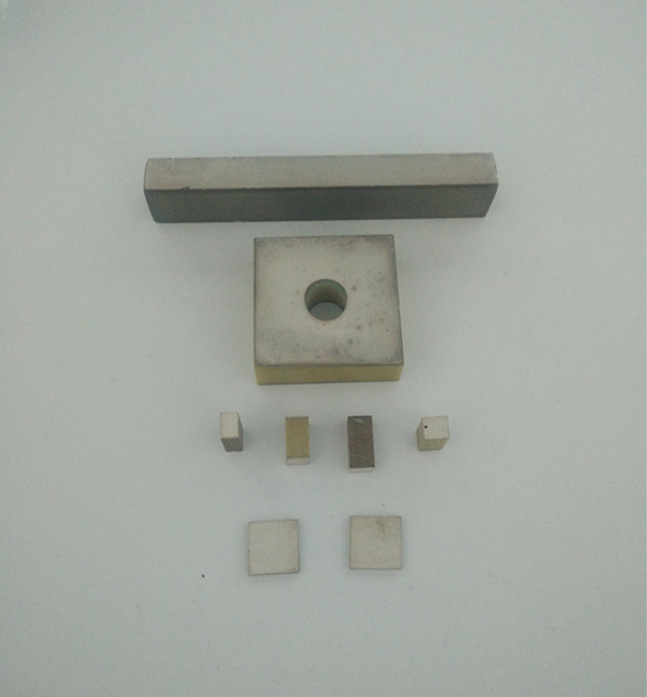 Componenti del rettangolo ceramico piezoelettrico