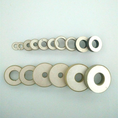 Elemento anello di ceramica piezoelettrica