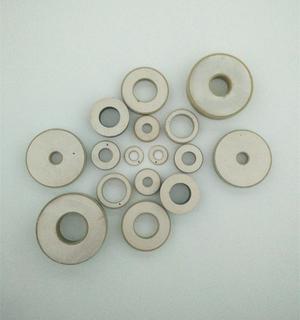 Anelli ceramici piezoelettrici PZT per trasduttore ad ultrasuoni Fabbricazione Jude