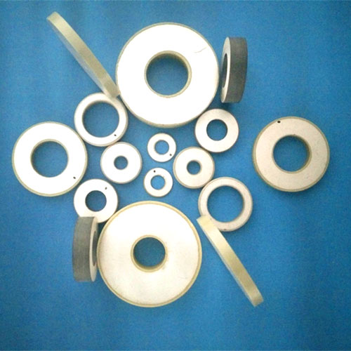 Cristalli ad anello in ceramica piezoelettrici PZT-81 Produttore piezoceramico