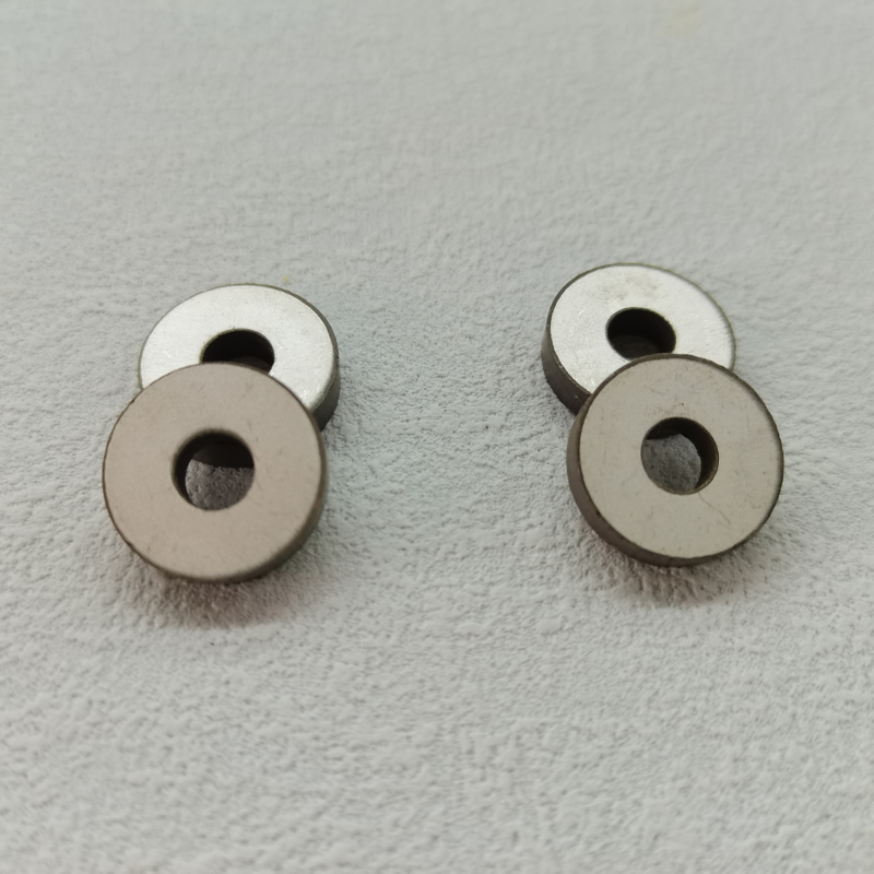 Ring PZT PZT5A Materiale Piezoelettrico Elementi ad anello in ceramica cinese