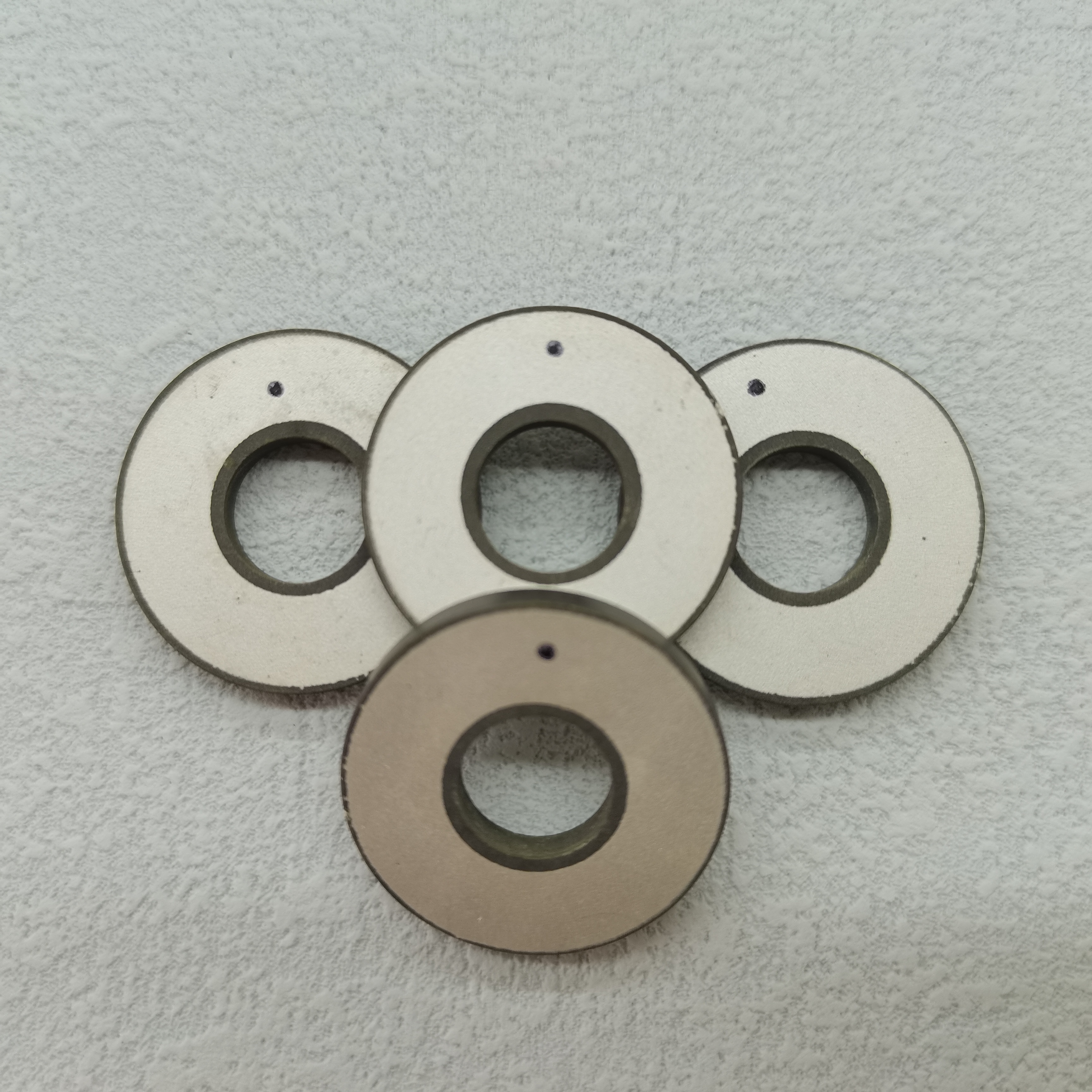 Ring PZT PZT5A Materiale Piezoelettrico Elementi ad anello in ceramica cinese